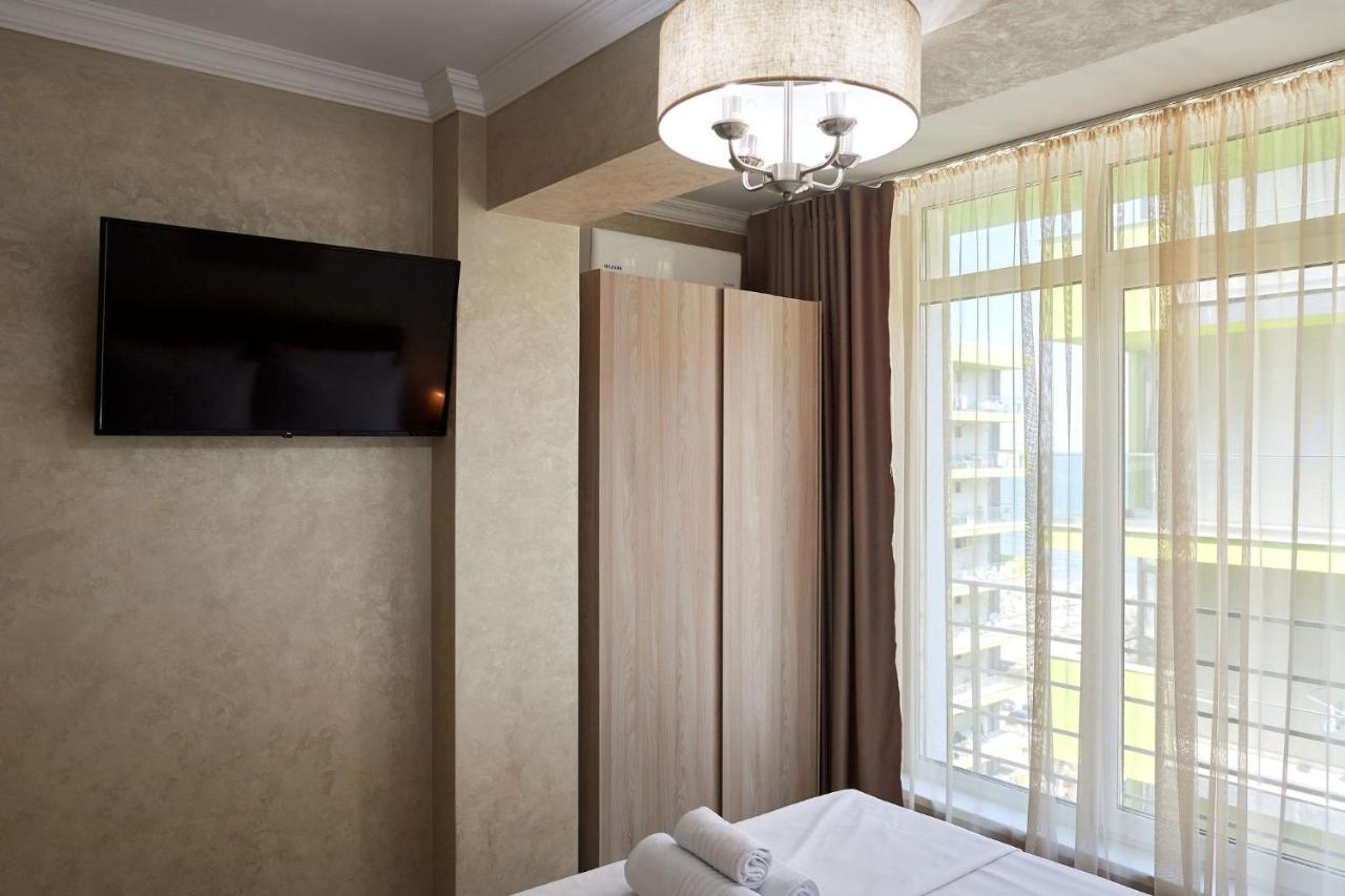 Berlin Luxury Apartment Spa N Pool Beach Resort Năvodari Exterior foto