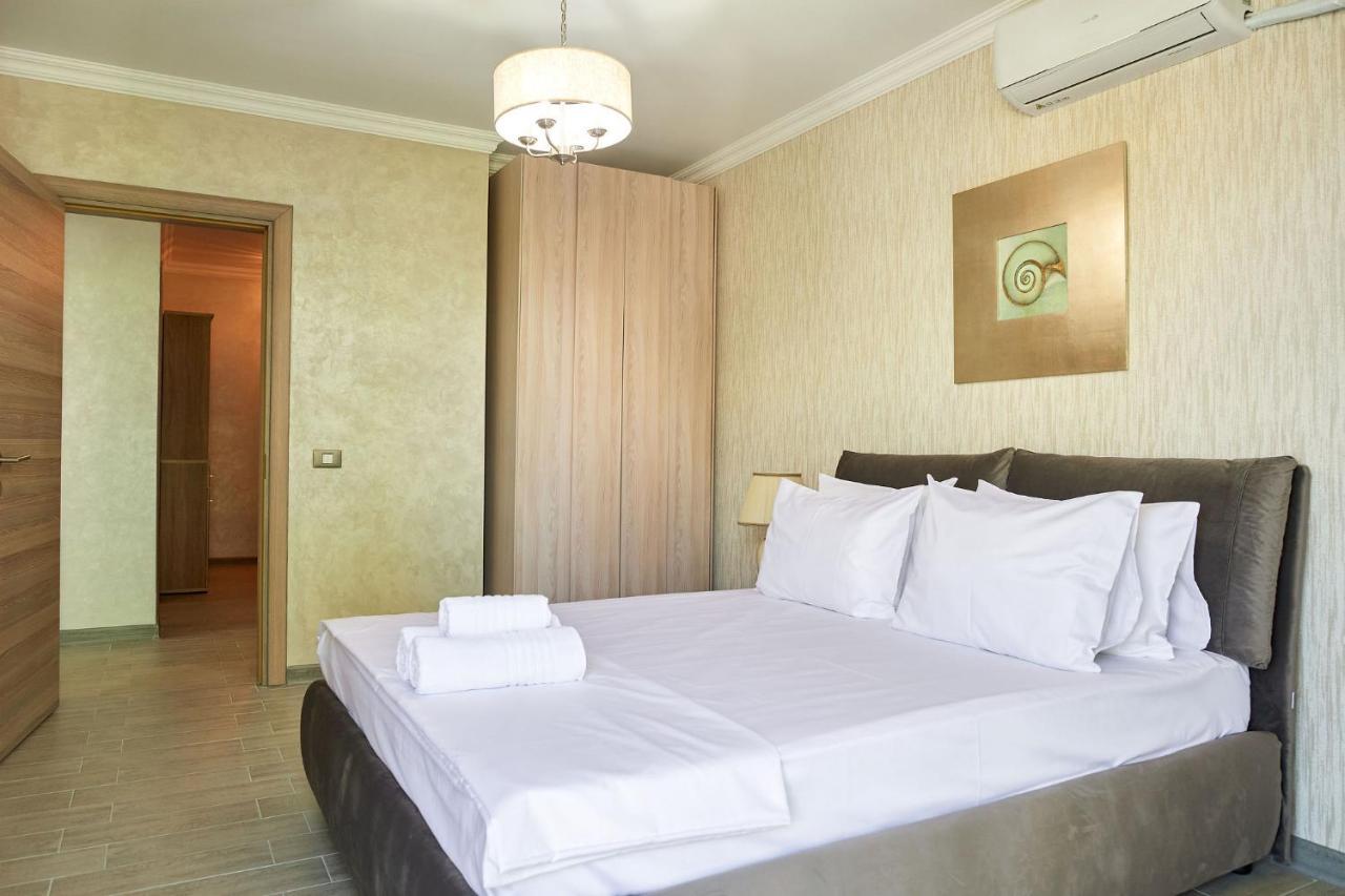 Berlin Luxury Apartment Spa N Pool Beach Resort Năvodari Exterior foto